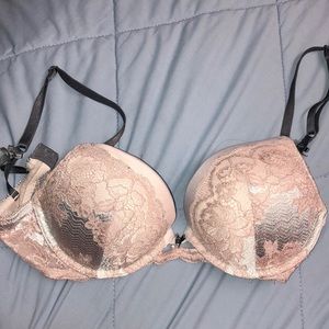 Victoria’s Secret used bra